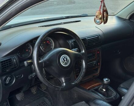 Серый Фольксваген Пассат, объемом двигателя 2.8 л и пробегом 330 тыс. км за 3899 $, фото 10 на Automoto.ua