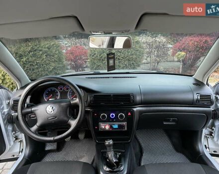 Серый Фольксваген Пассат, объемом двигателя 1.6 л и пробегом 200 тыс. км за 4300 $, фото 38 на Automoto.ua