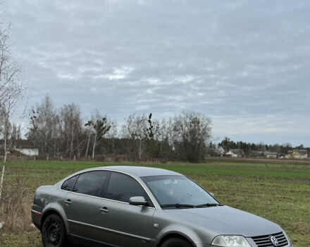 Серый Фольксваген Пассат, объемом двигателя 1.8 л и пробегом 440 тыс. км за 3199 $, фото 2 на Automoto.ua