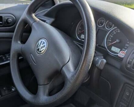 Серый Фольксваген Пассат, объемом двигателя 1.6 л и пробегом 145 тыс. км за 4800 $, фото 16 на Automoto.ua