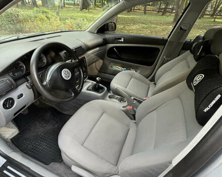 Серый Фольксваген Пассат, объемом двигателя 1.6 л и пробегом 246 тыс. км за 4600 $, фото 10 на Automoto.ua