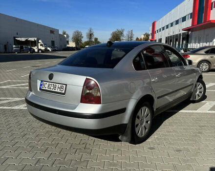 Серый Фольксваген Пассат, объемом двигателя 1.8 л и пробегом 266 тыс. км за 4800 $, фото 5 на Automoto.ua