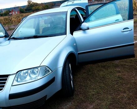 Сірий Фольксваген Пассат, об'ємом двигуна 1.6 л та пробігом 180 тис. км за 5000 $, фото 2 на Automoto.ua