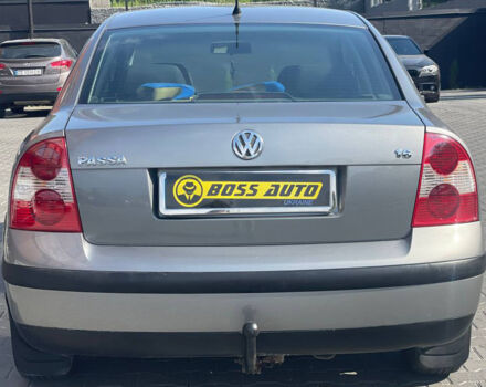 Серый Фольксваген Пассат, объемом двигателя 1.6 л и пробегом 209 тыс. км за 4600 $, фото 4 на Automoto.ua