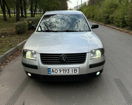 Серый Фольксваген Пассат, объемом двигателя 1.6 л и пробегом 246 тыс. км за 4600 $, фото 1 на Automoto.ua