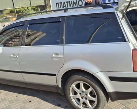 Серый Фольксваген Пассат, объемом двигателя 1.9 л и пробегом 344 тыс. км за 4800 $, фото 17 на Automoto.ua