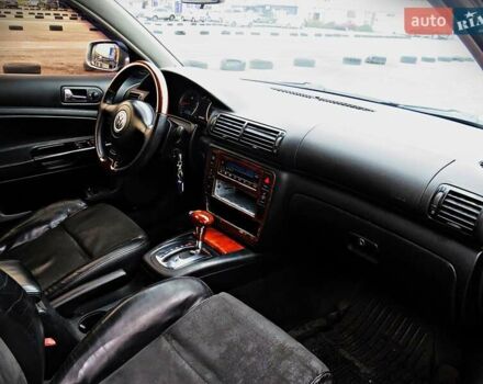 Серый Фольксваген Пассат, объемом двигателя 2.77 л и пробегом 301 тыс. км за 3500 $, фото 12 на Automoto.ua