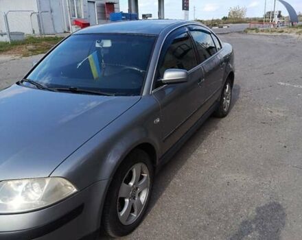 Сірий Фольксваген Пассат, об'ємом двигуна 1.8 л та пробігом 312 тис. км за 4400 $, фото 10 на Automoto.ua