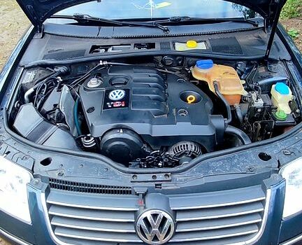 Серый Фольксваген Пассат, объемом двигателя 1.9 л и пробегом 224 тыс. км за 4800 $, фото 6 на Automoto.ua