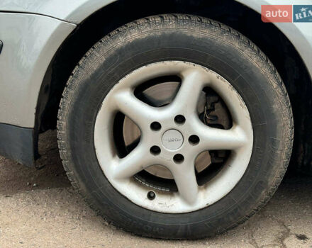 Серый Фольксваген Пассат, объемом двигателя 1.9 л и пробегом 460 тыс. км за 5090 $, фото 10 на Automoto.ua