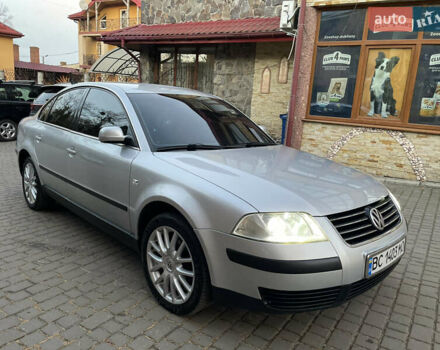 Серый Фольксваген Пассат, объемом двигателя 1.6 л и пробегом 200 тыс. км за 4300 $, фото 1 на Automoto.ua