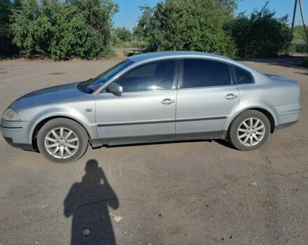 Серый Фольксваген Пассат, объемом двигателя 1.9 л и пробегом 230 тыс. км за 4000 $, фото 1 на Automoto.ua