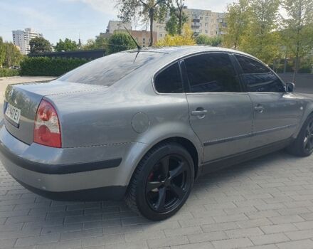 Серый Фольксваген Пассат, объемом двигателя 1.6 л и пробегом 190 тыс. км за 3800 $, фото 2 на Automoto.ua