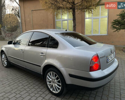 Серый Фольксваген Пассат, объемом двигателя 1.6 л и пробегом 200 тыс. км за 4300 $, фото 4 на Automoto.ua