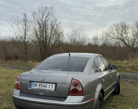 Серый Фольксваген Пассат, объемом двигателя 1.8 л и пробегом 440 тыс. км за 3199 $, фото 6 на Automoto.ua