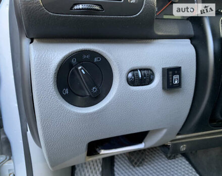 Серый Фольксваген Пассат, объемом двигателя 1.6 л и пробегом 233 тыс. км за 5399 $, фото 17 на Automoto.ua