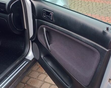 Серый Фольксваген Пассат, объемом двигателя 1.6 л и пробегом 154 тыс. км за 4000 $, фото 23 на Automoto.ua