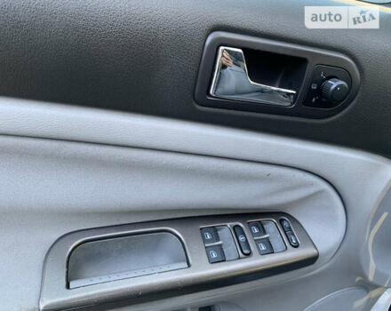 Серый Фольксваген Пассат, объемом двигателя 1.6 л и пробегом 233 тыс. км за 5399 $, фото 16 на Automoto.ua