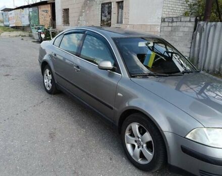 Сірий Фольксваген Пассат, об'ємом двигуна 1.8 л та пробігом 312 тис. км за 4400 $, фото 8 на Automoto.ua