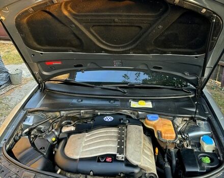 Сірий Фольксваген Пассат, об'ємом двигуна 2.3 л та пробігом 184 тис. км за 4700 $, фото 10 на Automoto.ua