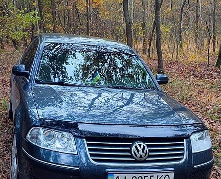 Серый Фольксваген Пассат, объемом двигателя 1.9 л и пробегом 224 тыс. км за 4800 $, фото 2 на Automoto.ua