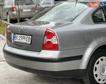 Сірий Фольксваген Пассат, об'ємом двигуна 1.6 л та пробігом 186 тис. км за 4199 $, фото 58 на Automoto.ua