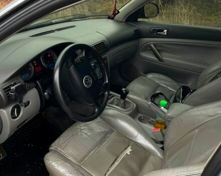 Серый Фольксваген Пассат, объемом двигателя 2.5 л и пробегом 0 тыс. км за 3800 $, фото 9 на Automoto.ua