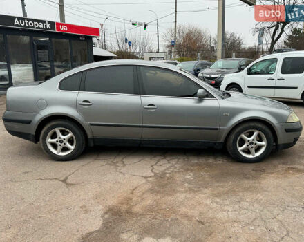 Серый Фольксваген Пассат, объемом двигателя 1.9 л и пробегом 460 тыс. км за 5090 $, фото 4 на Automoto.ua