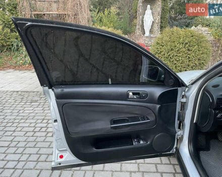 Серый Фольксваген Пассат, объемом двигателя 1.6 л и пробегом 200 тыс. км за 4300 $, фото 32 на Automoto.ua