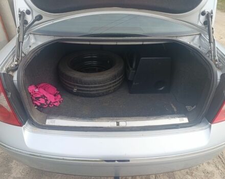 Серый Фольксваген Пассат, объемом двигателя 1.8 л и пробегом 344 тыс. км за 4400 $, фото 12 на Automoto.ua