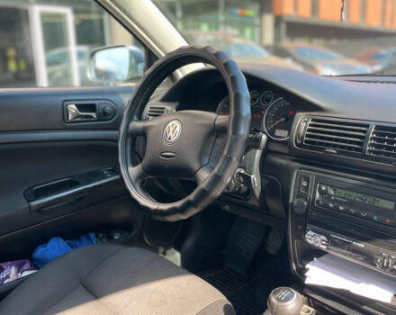 Серый Фольксваген Пассат, объемом двигателя 1.6 л и пробегом 209 тыс. км за 4600 $, фото 11 на Automoto.ua