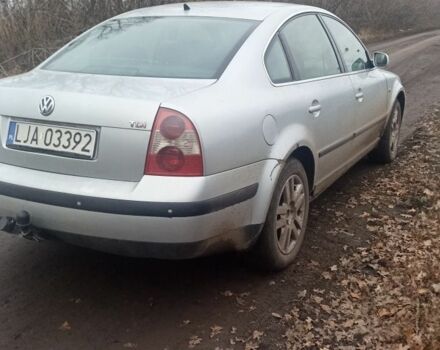 Серый Фольксваген Пассат, объемом двигателя 1.9 л и пробегом 300 тыс. км за 1800 $, фото 1 на Automoto.ua