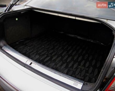 Серый Фольксваген Пассат, объемом двигателя 2.77 л и пробегом 301 тыс. км за 3500 $, фото 11 на Automoto.ua