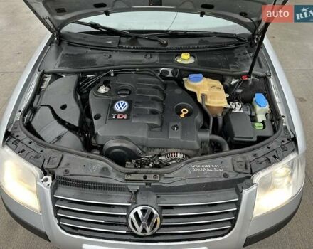 Серый Фольксваген Пассат, объемом двигателя 1.9 л и пробегом 386 тыс. км за 3999 $, фото 11 на Automoto.ua