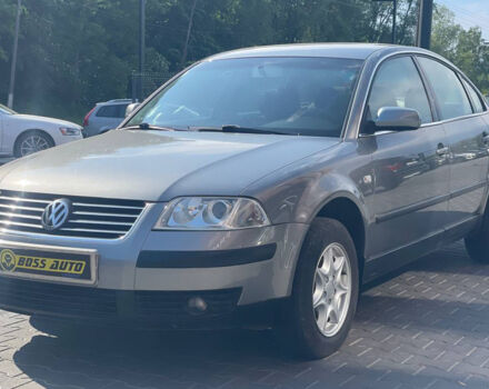 Серый Фольксваген Пассат, объемом двигателя 1.6 л и пробегом 209 тыс. км за 4600 $, фото 2 на Automoto.ua