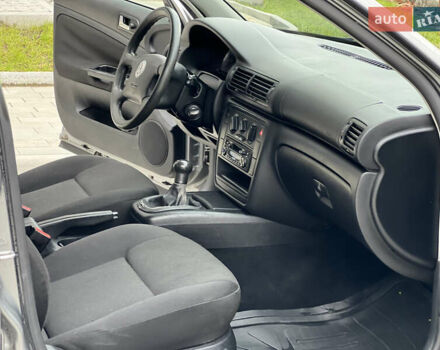 Сірий Фольксваген Пассат, об'ємом двигуна 1.6 л та пробігом 186 тис. км за 4199 $, фото 71 на Automoto.ua