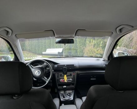 Серый Фольксваген Пассат, объемом двигателя 1.8 л и пробегом 253 тыс. км за 3750 $, фото 4 на Automoto.ua