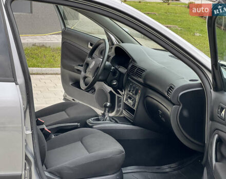 Сірий Фольксваген Пассат, об'ємом двигуна 1.6 л та пробігом 186 тис. км за 4199 $, фото 64 на Automoto.ua