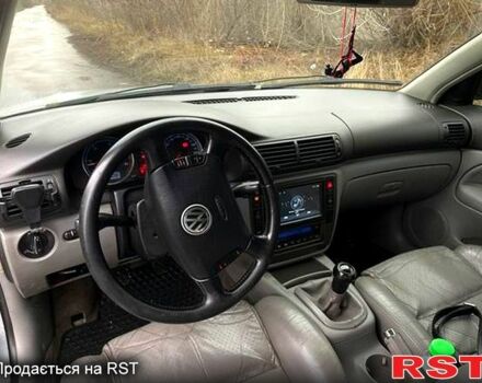 Серый Фольксваген Пассат, объемом двигателя 2.5 л и пробегом 0 тыс. км за 3800 $, фото 8 на Automoto.ua