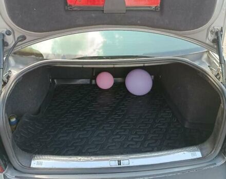 Сірий Фольксваген Пассат, об'ємом двигуна 1.8 л та пробігом 312 тис. км за 4400 $, фото 3 на Automoto.ua