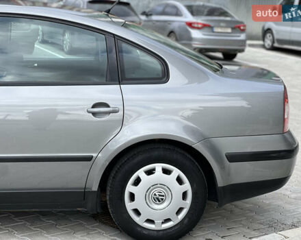 Сірий Фольксваген Пассат, об'ємом двигуна 1.6 л та пробігом 186 тис. км за 4199 $, фото 20 на Automoto.ua
