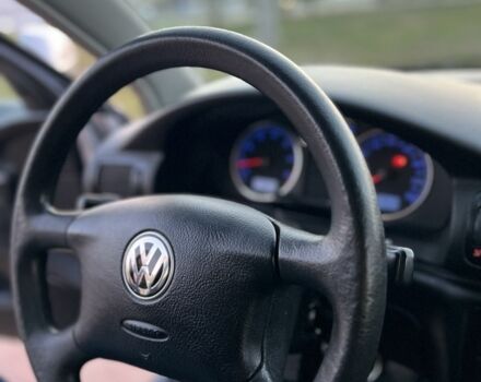 Серый Фольксваген Пассат, объемом двигателя 1.6 л и пробегом 230 тыс. км за 2150 $, фото 13 на Automoto.ua