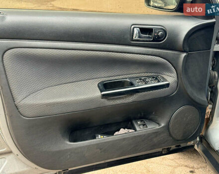 Серый Фольксваген Пассат, объемом двигателя 1.9 л и пробегом 460 тыс. км за 5090 $, фото 11 на Automoto.ua