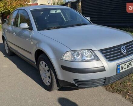 Серый Фольксваген Пассат, объемом двигателя 1.6 л и пробегом 145 тыс. км за 4800 $, фото 1 на Automoto.ua