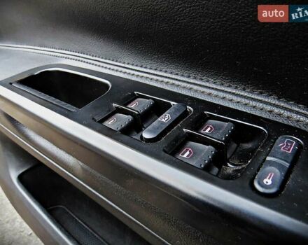 Серый Фольксваген Пассат, объемом двигателя 2.77 л и пробегом 301 тыс. км за 3500 $, фото 5 на Automoto.ua