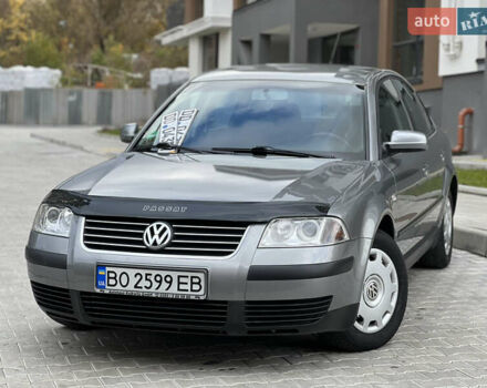 Сірий Фольксваген Пассат, об'ємом двигуна 1.6 л та пробігом 186 тис. км за 4199 $, фото 6 на Automoto.ua