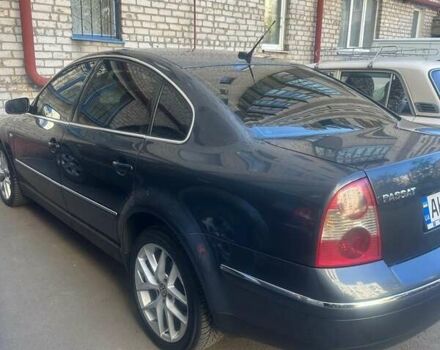 Серый Фольксваген Пассат, объемом двигателя 2.5 л и пробегом 325 тыс. км за 4000 $, фото 1 на Automoto.ua