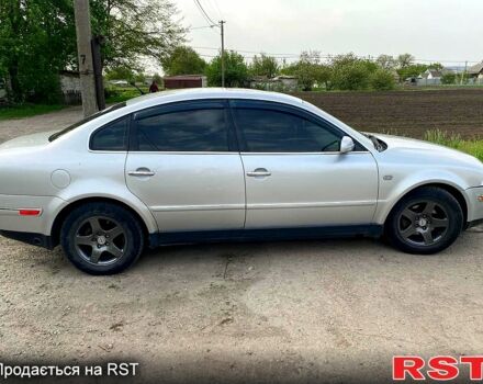 Серый Фольксваген Пассат, объемом двигателя 1.8 л и пробегом 400 тыс. км за 4900 $, фото 2 на Automoto.ua