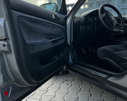 Серый Фольксваген Пассат, объемом двигателя 2 л и пробегом 328 тыс. км за 3100 $, фото 12 на Automoto.ua