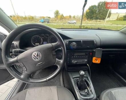 Серый Фольксваген Пассат, объемом двигателя 1.6 л и пробегом 274 тыс. км за 5200 $, фото 8 на Automoto.ua